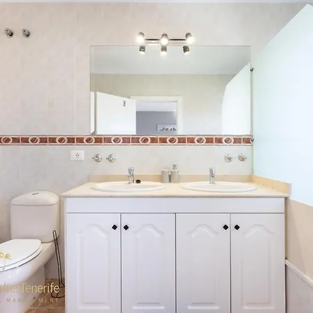 Yulian * Costa Adeje (Tenerife)